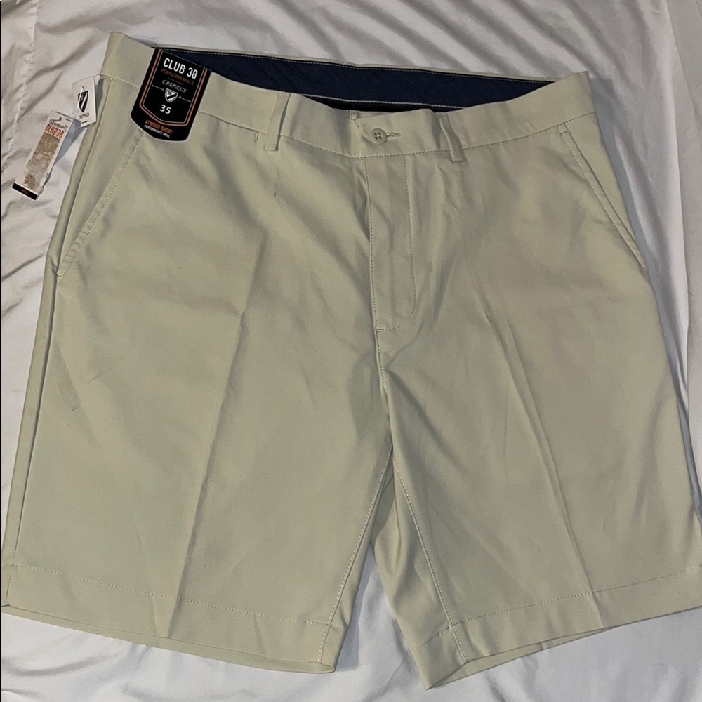 Daniel Cremieux Tan Flat Front Shorts Classic Design